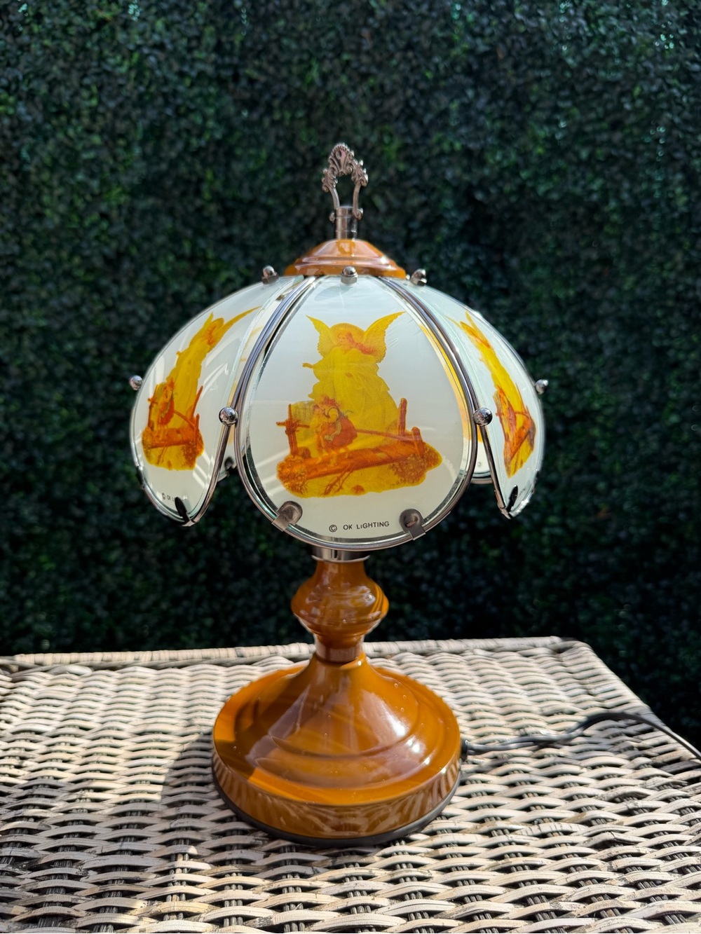 Amber and White Glass Table Lamp by